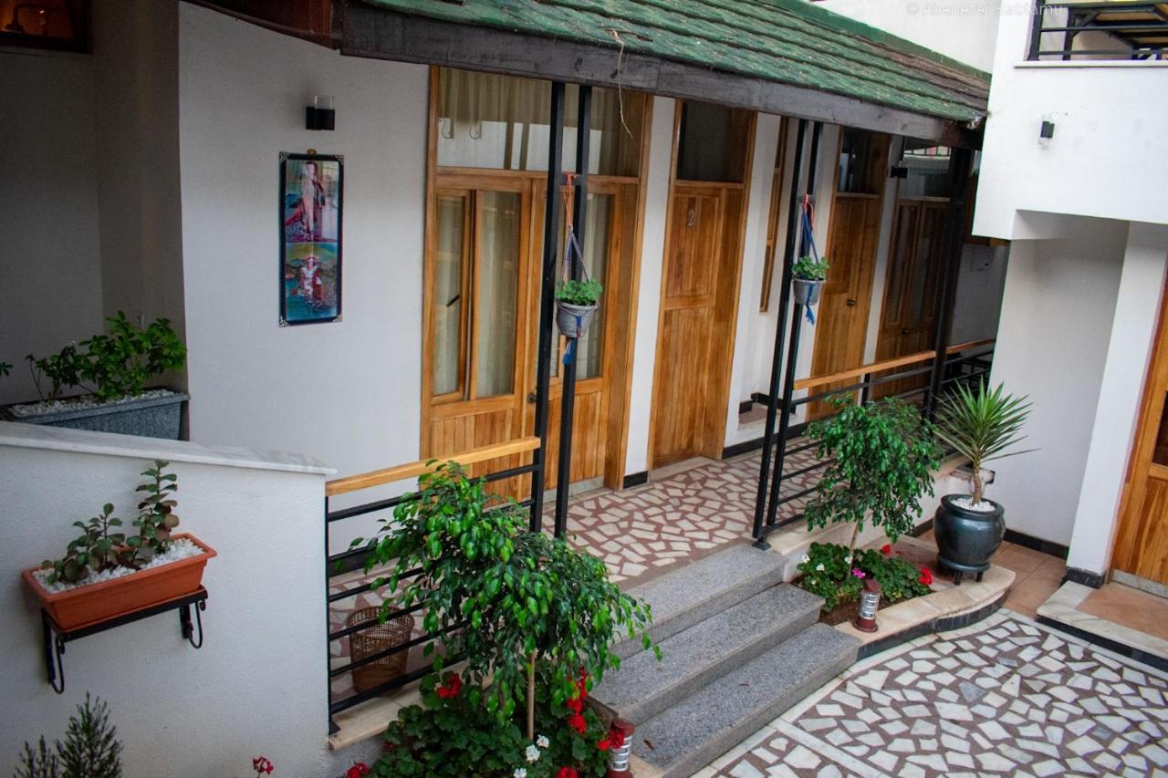 Choice Guest House 2 Аддис-Абеба Экстерьер фото