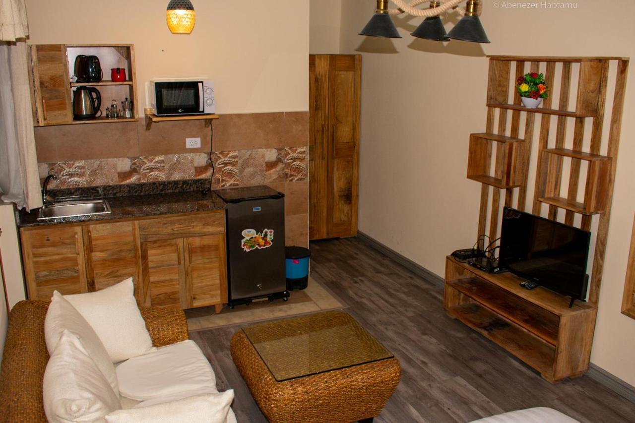 Choice Guest House 2 Аддис-Абеба Экстерьер фото