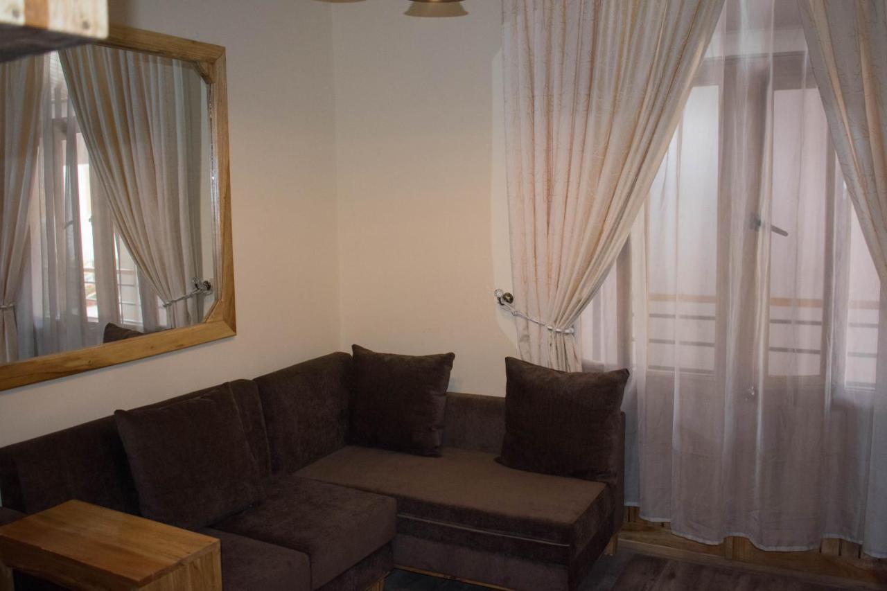 Choice Guest House 2 Аддис-Абеба Экстерьер фото