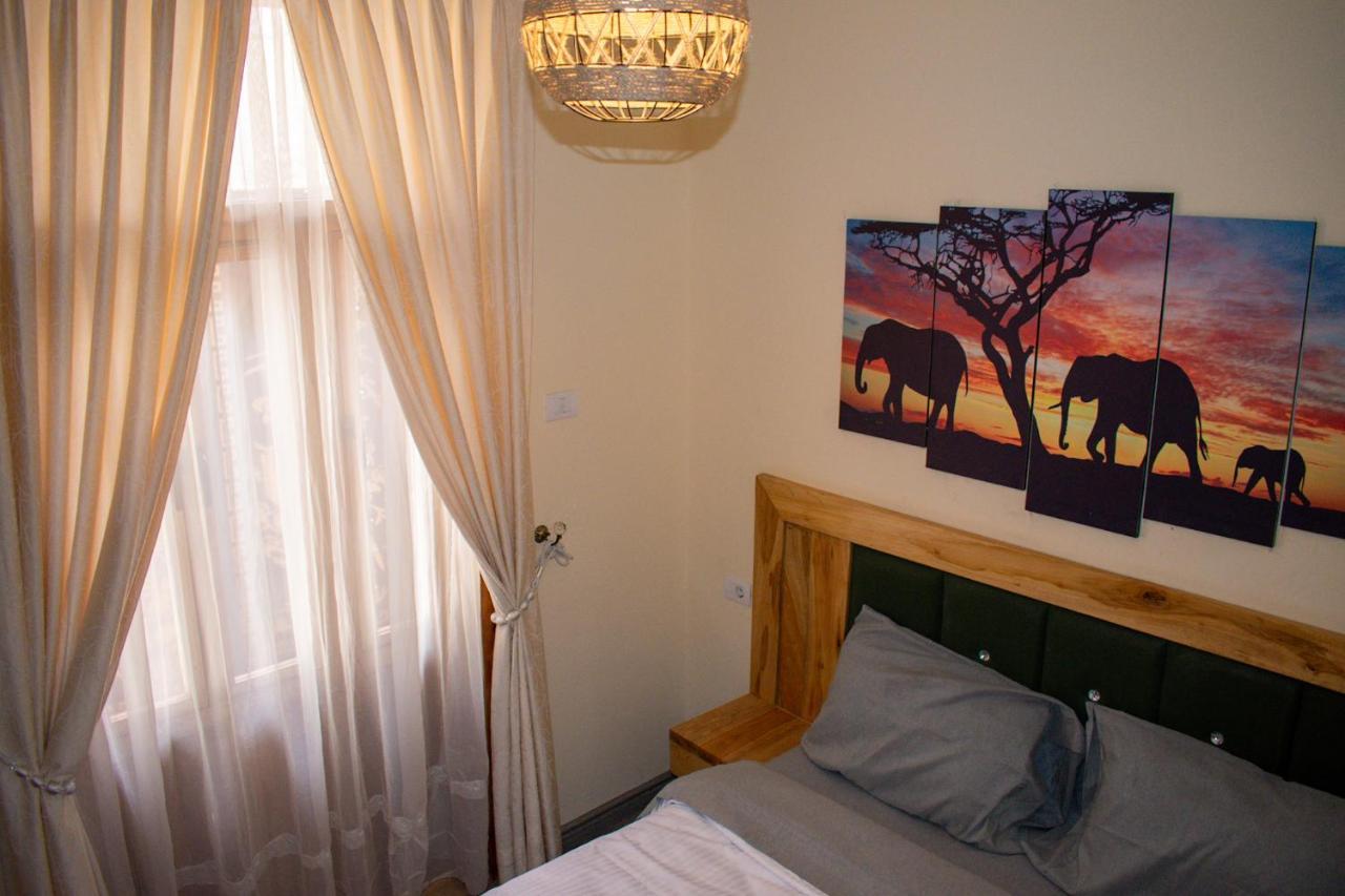 Choice Guest House 2 Аддис-Абеба Экстерьер фото